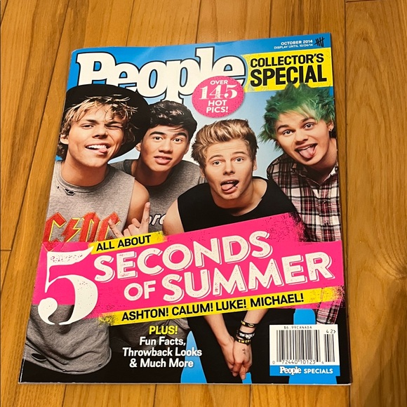 5SOS Magazine Set - Picture 2 of 3
